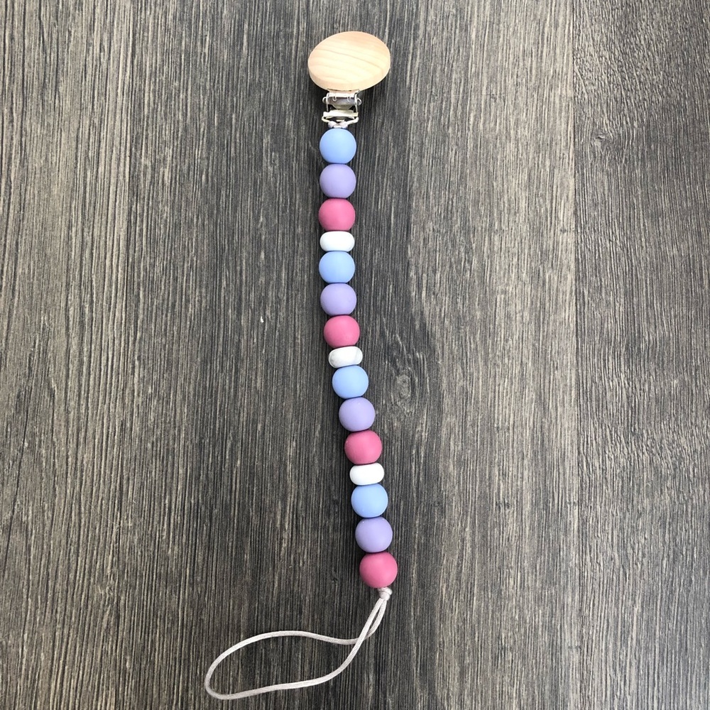 Pacifier Clip